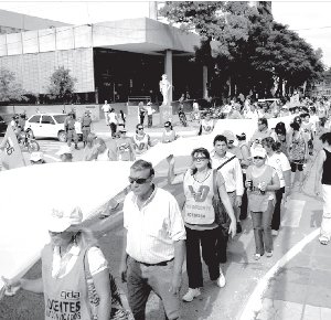 Marcha de docentes formoseos