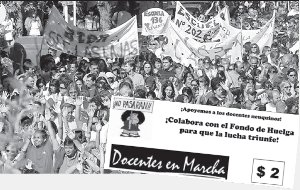 Docentes neuqunos en protesta. Adquiera el bono para el fondo de huelga