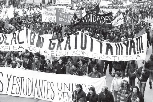 Masivas movilizaciones han puesto en jaque a Piera