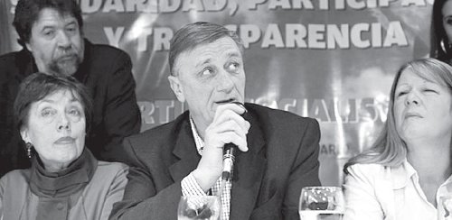 Binner anunciando las propuestas junto a su Vice Morandini, Stolbizer y Claudio Lozano