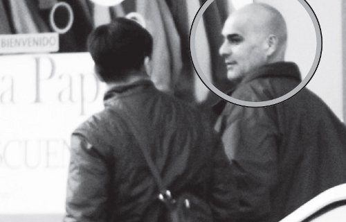 El cabo Poblete, condenado a perpetua, paseando por las calles. Contra esta impunidad paran los maestros.