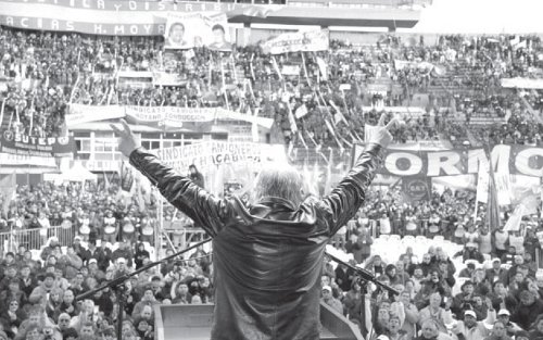 Moyano en el acto en Ferro