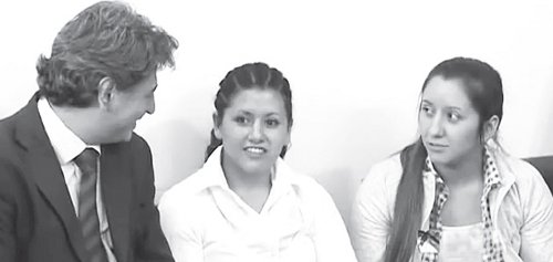 Las hermanas Jara al conocer la sentencia.