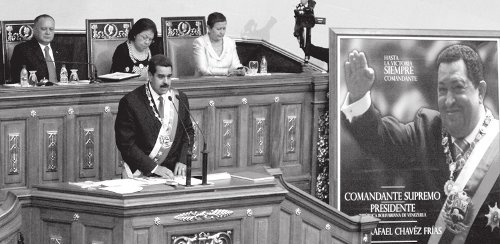 Maduro prestando juramento como presidente