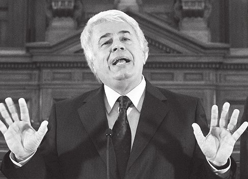 Funcionarios de De la Sota con las manos en la lata